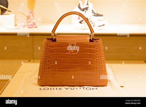 does louis vuitton use crocodile skin|why are crocodile skins expensive.